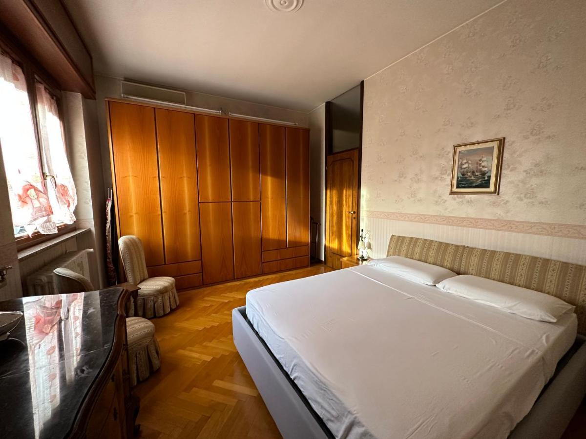 Dehomes - Two Bedrooms, Terrace, Wi-Fi, Tram To Centre & Rho Fiera Milan Extérieur photo
