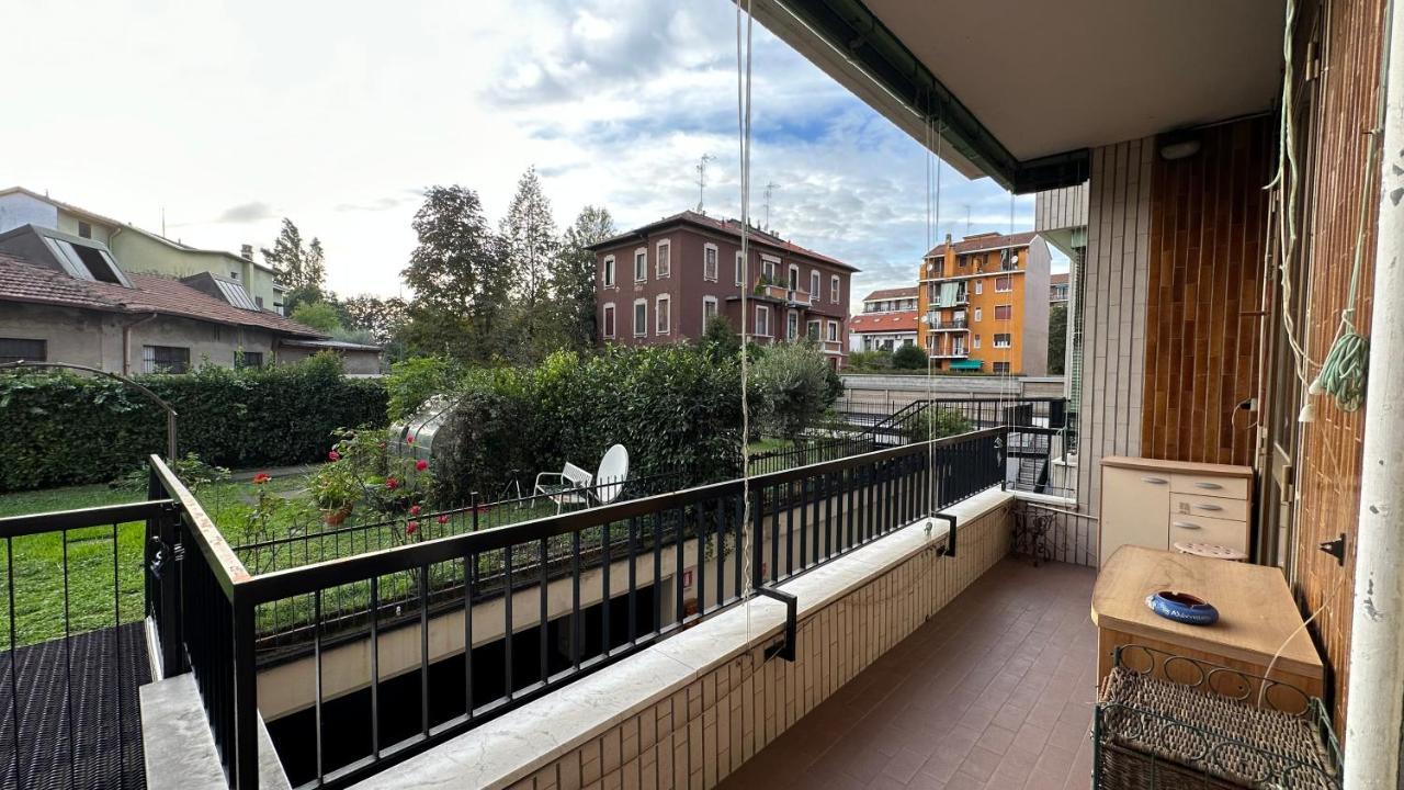 Dehomes - Two Bedrooms, Terrace, Wi-Fi, Tram To Centre & Rho Fiera Milan Extérieur photo